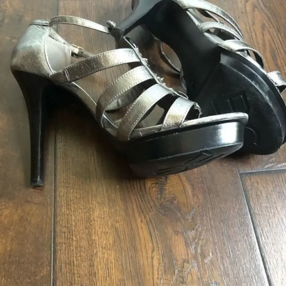 BCBG Platform Sandals, Silver, Patent leather, Embellished, Florescent  beads